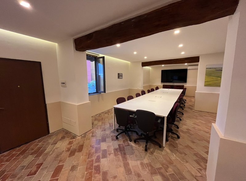 Sala riunioni attrezzata